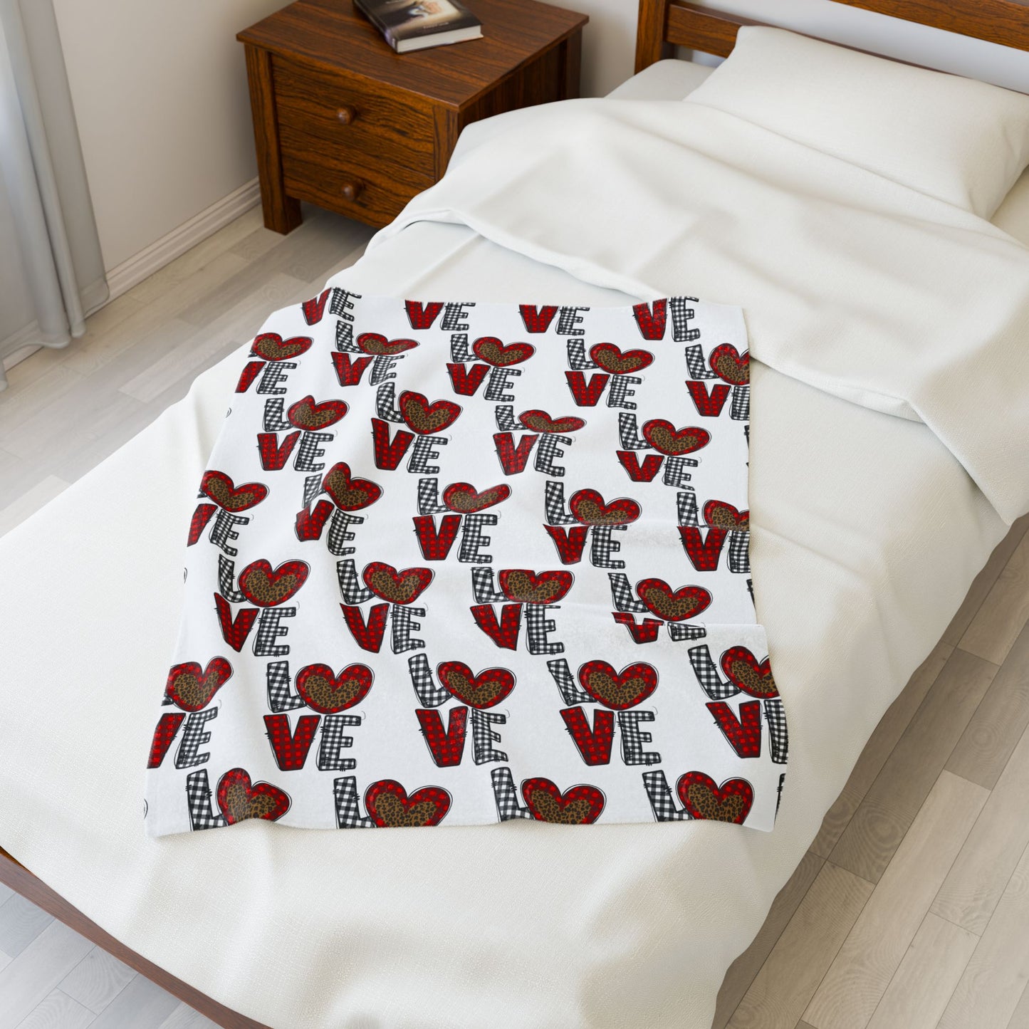 Valentine Love Plush Blanket for Comfort & Gifting