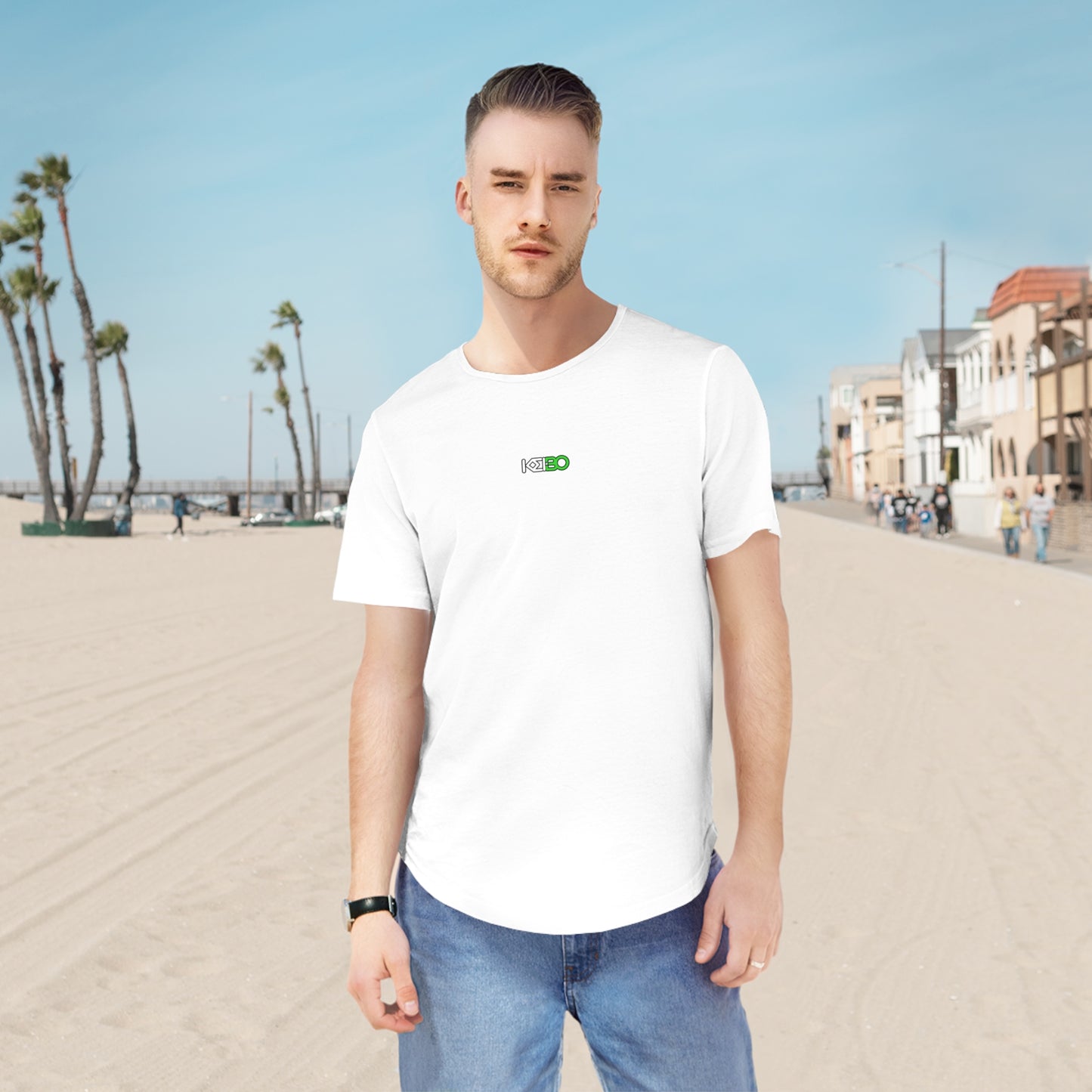Men's Curved Hem Tee with Vibrant Monkey Design - Trendy Streetwear Top