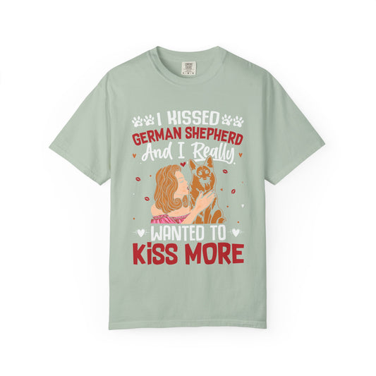 Women's T-Shirt Design German Shepherd Lover Perfect for Dog Owners